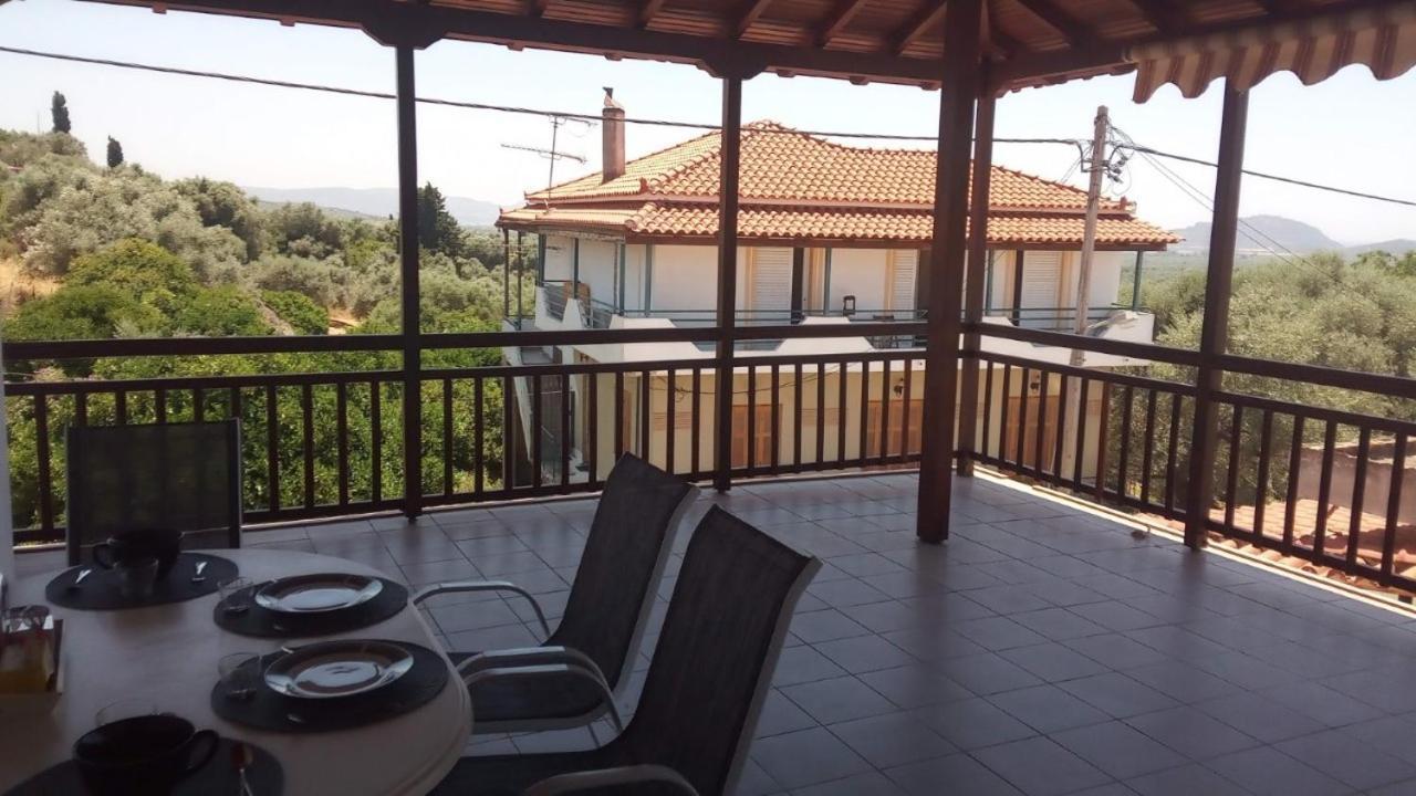 Balcony With View Villa Korifasion ภายนอก รูปภาพ